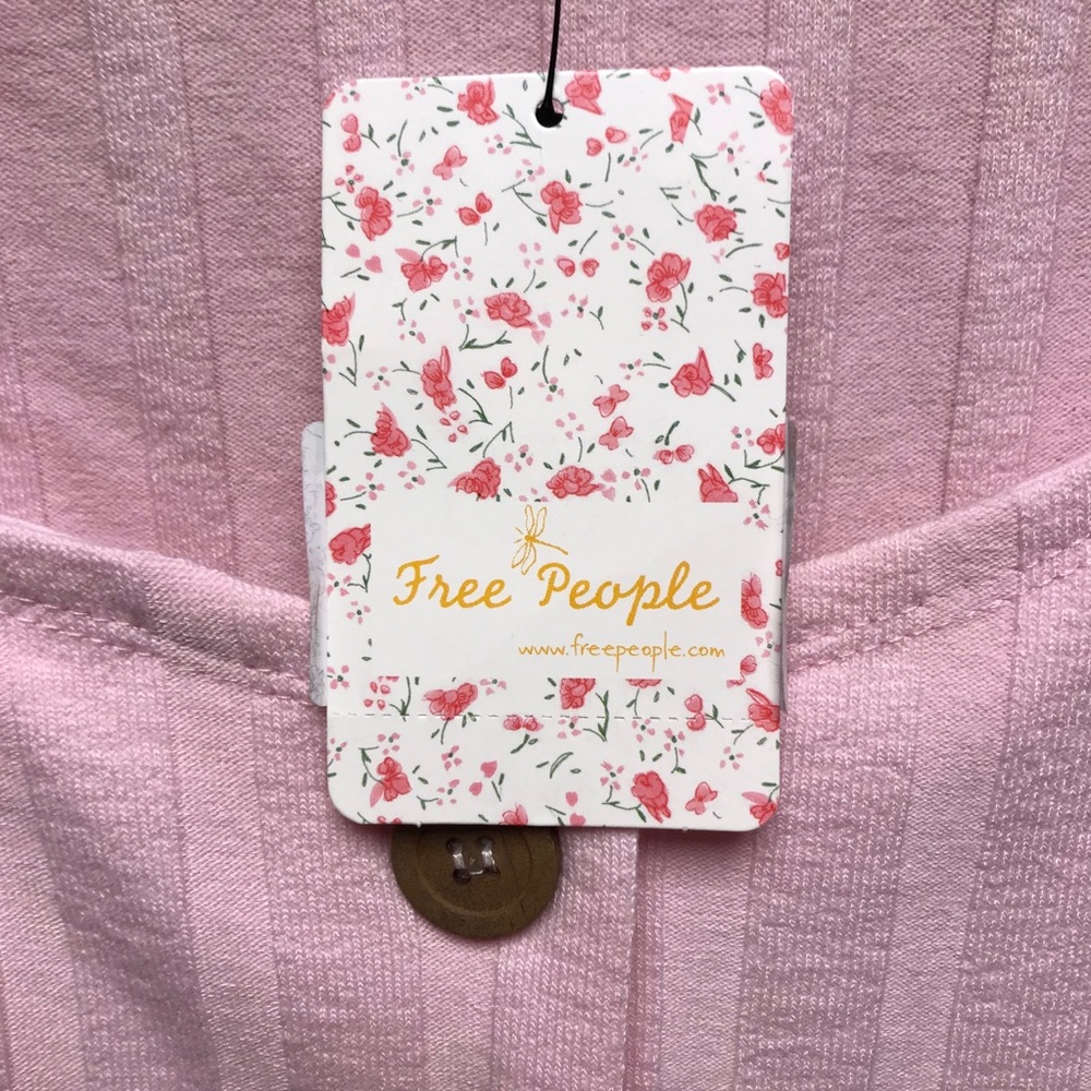 3 for $50 Free People Central Park Cardi in Pink - Picture 6 of 6